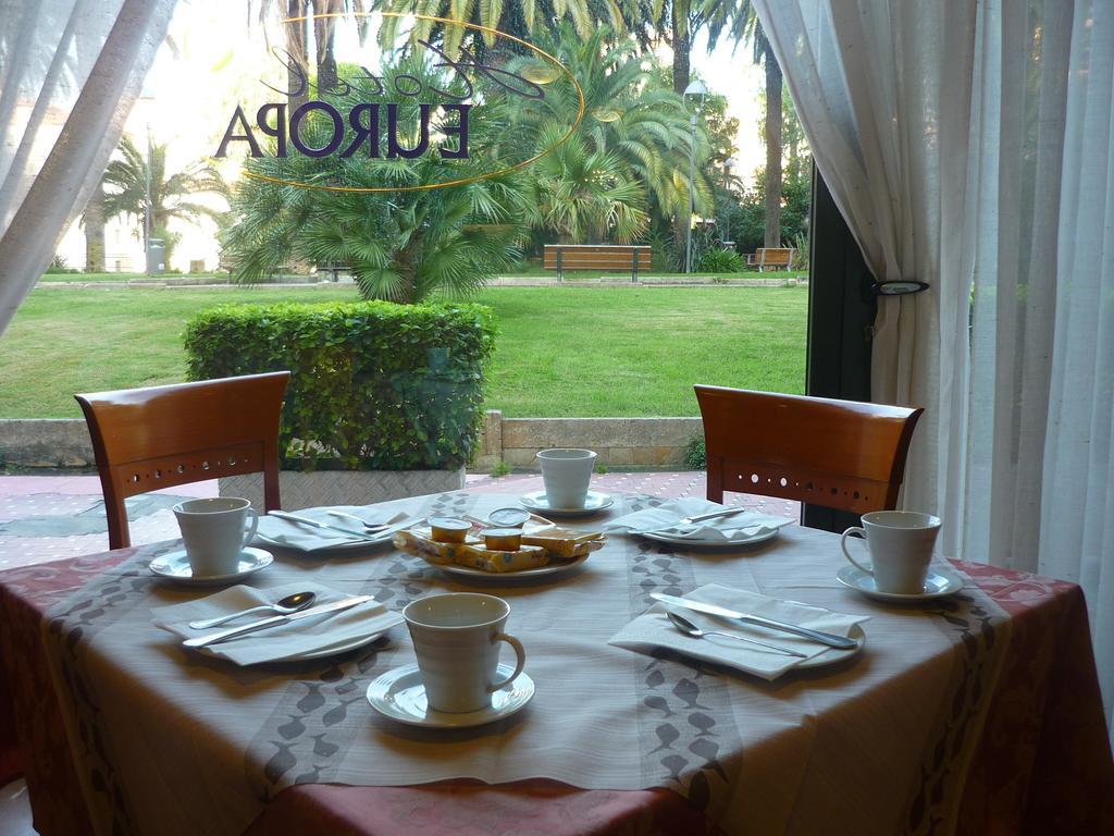 Hotel Europa Arma di Taggia Εξωτερικό φωτογραφία
