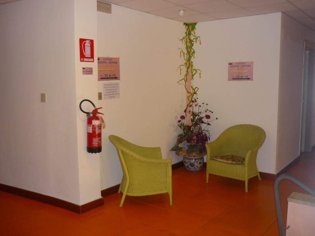 Hotel Europa Arma di Taggia Εξωτερικό φωτογραφία