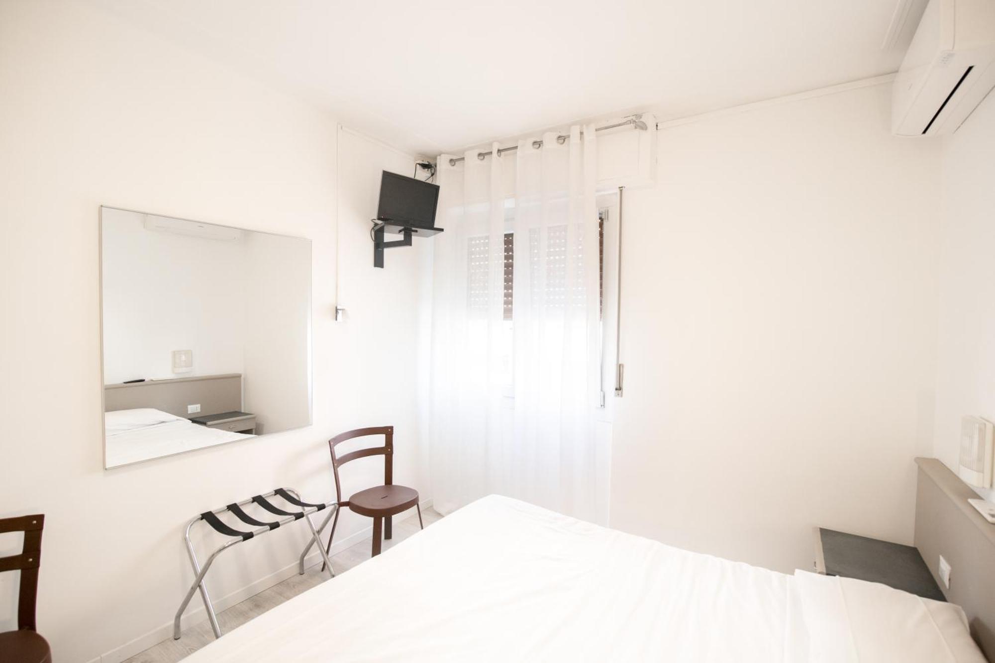 Hotel Europa Arma di Taggia Εξωτερικό φωτογραφία