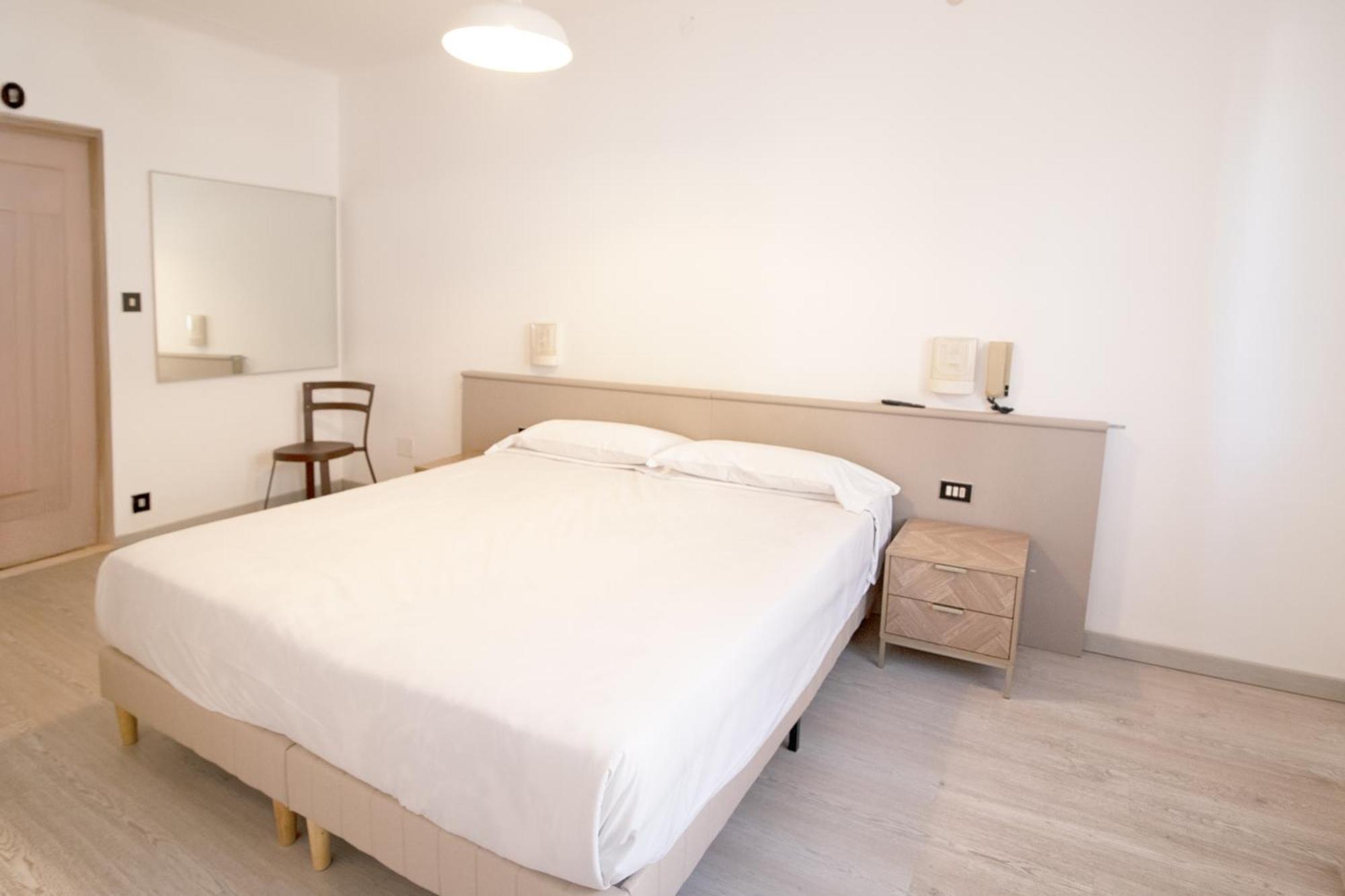 Hotel Europa Arma di Taggia Εξωτερικό φωτογραφία